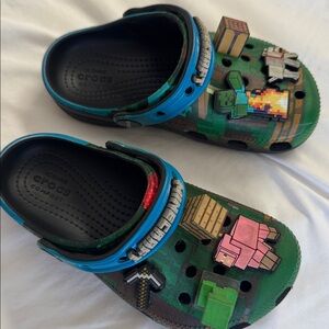 CROCS Kids' Minecraft Clogs w. Charms, Blue and Green, size 12. Like new!